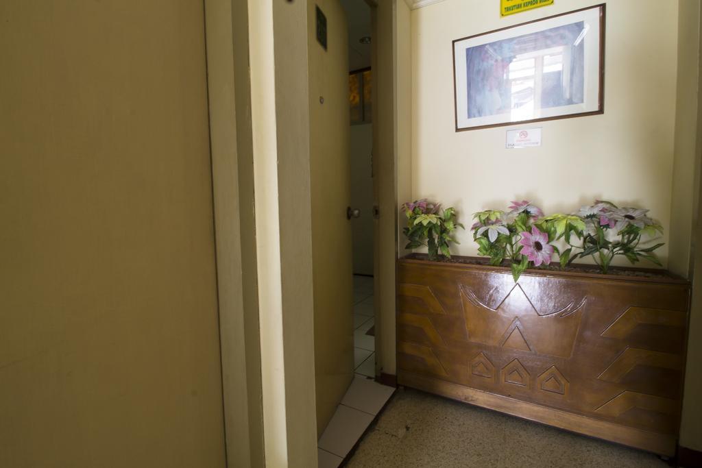 מלון ג'קרטה Reddoorz @ Klender מראה חיצוני תמונה